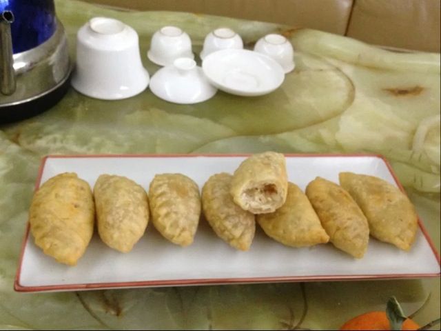 潮州美食文化之功夫茶和各色各样潮味小吃的做法操作步骤第23步：煎饺子