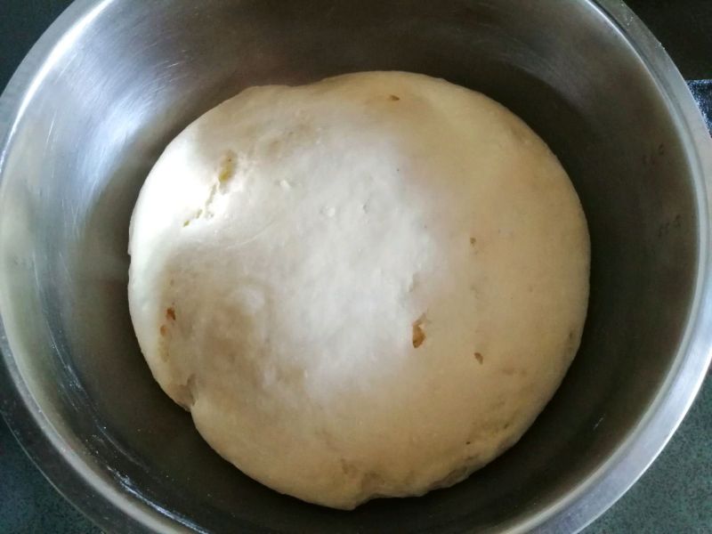 奶香豆沙饼的做法操作步骤第3步：发酵至两倍大